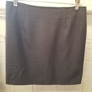 2/$20 Dark Gray 9/10 Pencil Skirt Office Wear…